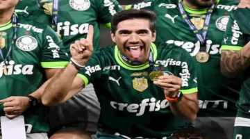 صفقة برازيلية.. الأهلي يفاوض مدرب بالميراس لإنهاء أزمة النتائج رغم الانقسام الجماهيري